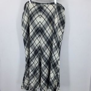 Lane Bryant plaid print maxi skirt tulip flare hem